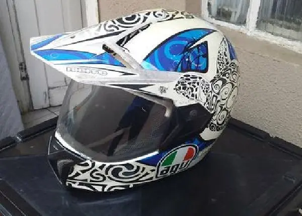 Capacete bieffe