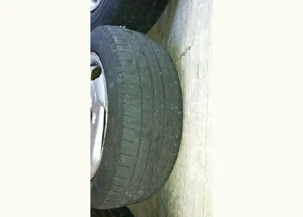 Roda aro 15 original da fiat