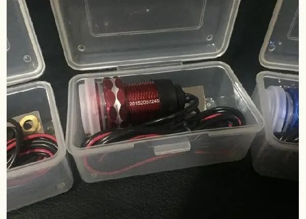 Carregador de celular USB para Moto cromado Promoção