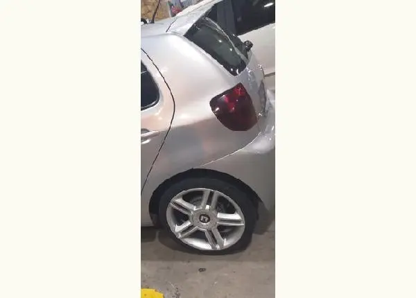 Rodas aro17. 5 furo 2 penel novo e 2 meia vida quero as original aro 15