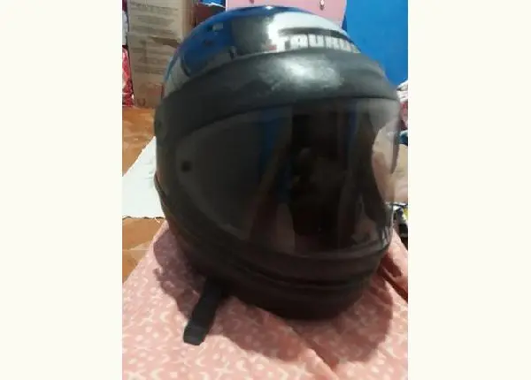 Capacete