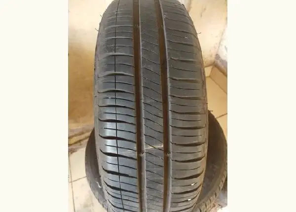 Pneu dá marcar michelam 175/65/14