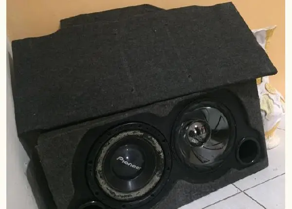 Caixa de som potente para carro
