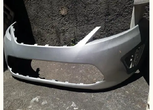 Vendo para-choque do New Fiesta (prata)