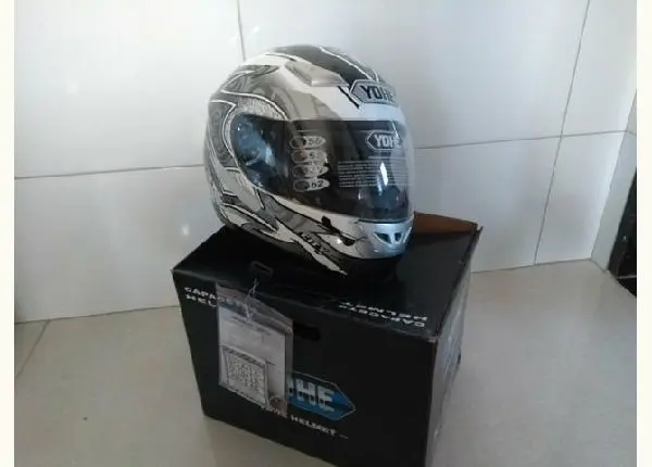 Capacete