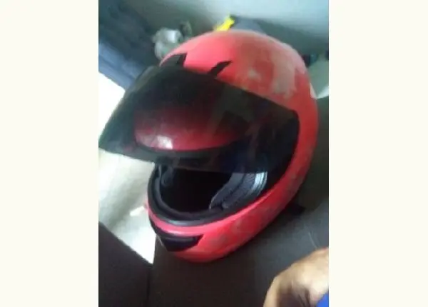 Capacete