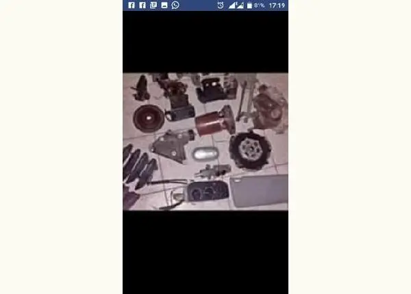 Vendo peças do Clio 2001