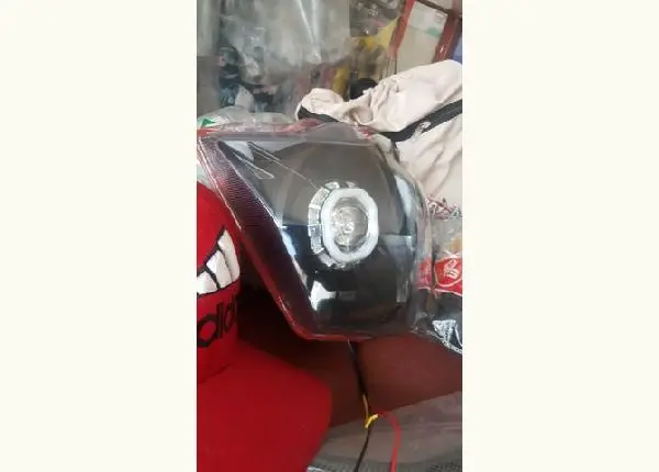 Farol Angel Eye olho de Anjo com projetor titan 150/160 / bros