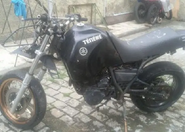Xt600 z Tenere de Leilão