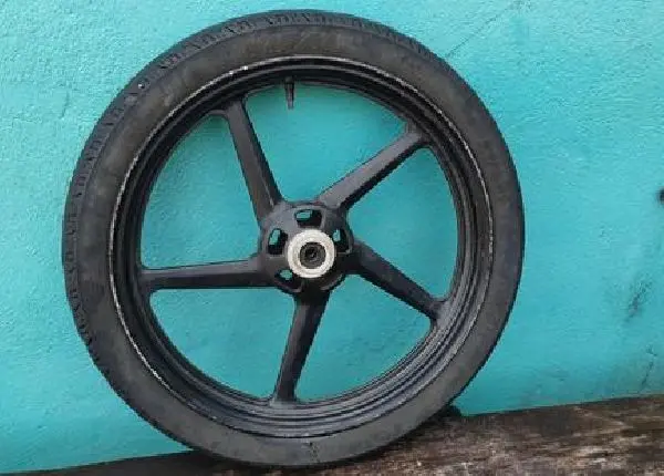 Aro dianteiro Fazer 150 R$ 100 reais