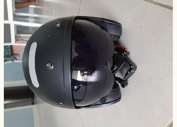 Capacete LS2 aberto preto com óculos interno