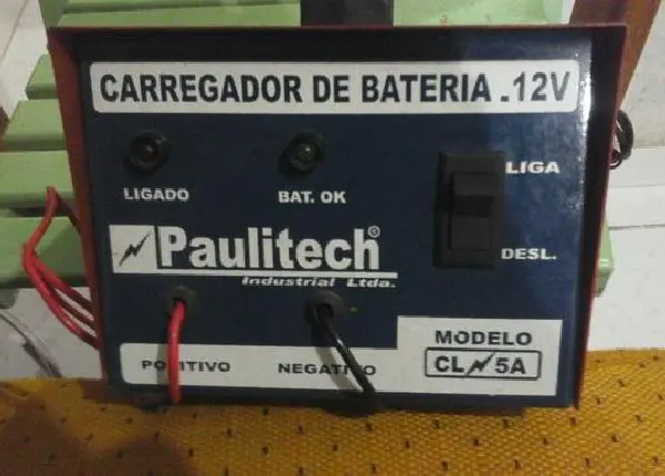 Carregador de bateria
