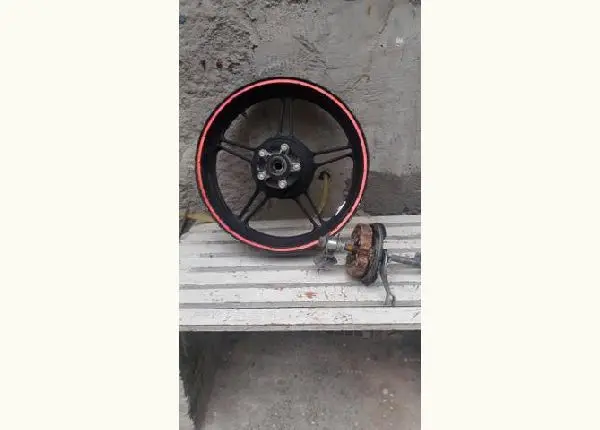 Roda traseira cb300 á tambor