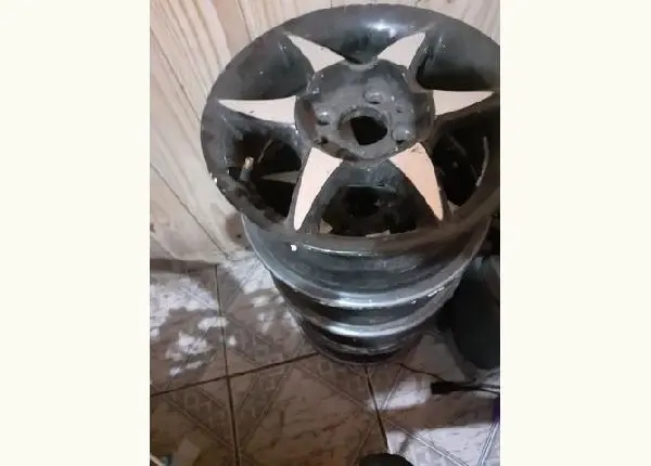 Rodas liga leve aro 13