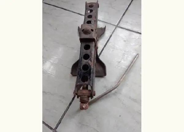 Macaco para carro