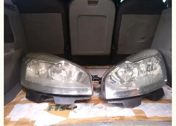 Farol C4 Picasso grand