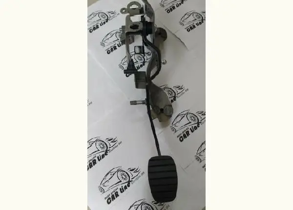 465030061r Pedal Embreagem Fluense Megane 11 a 2016
