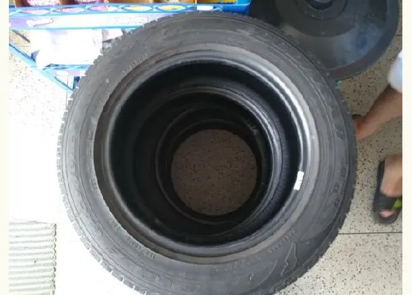 Vendo 04 Pneus R15