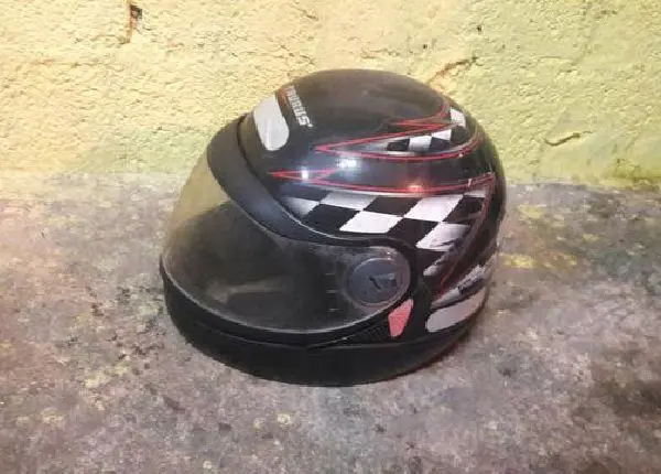 Capacete