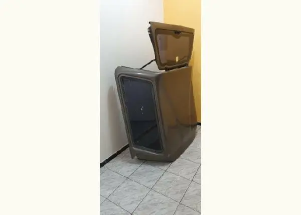 Capota de fibra p/ Strada cabine estendida. Novinha!!!