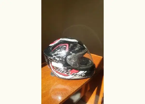 Capacete