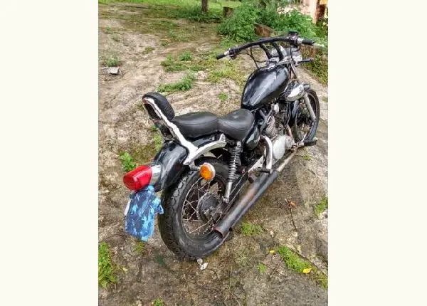 Moto custon vendo ou troco