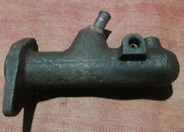 Cilindro mestre corcel 1