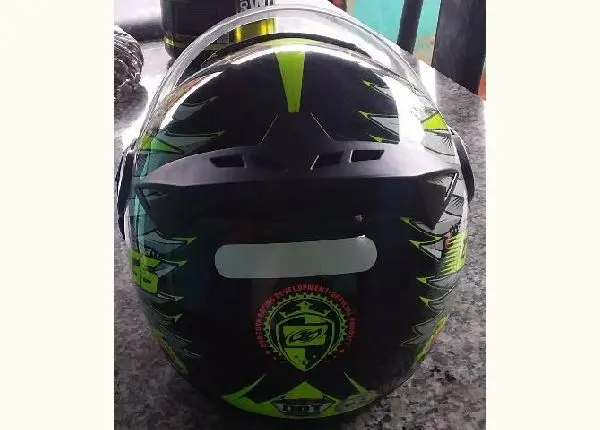 Capacete