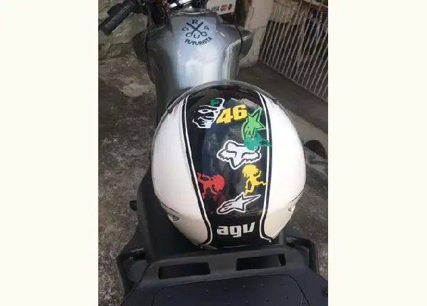 Capacete agv