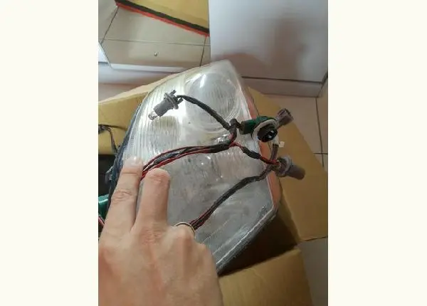 Farol de Nissan Sentra 2.0 2008 B16 Original LE Motorista