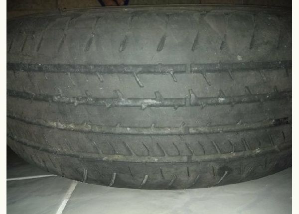 2 pneus .usados