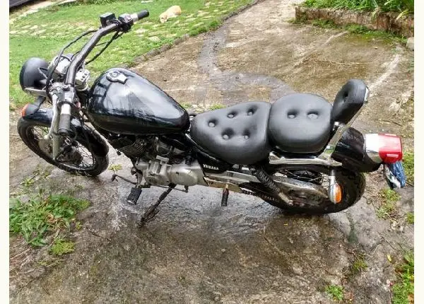 Moto custon vendo ou troco