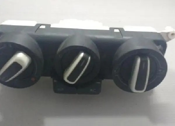 5z0820045del7 Comando Ar Cond. Fox Space 2010-2014