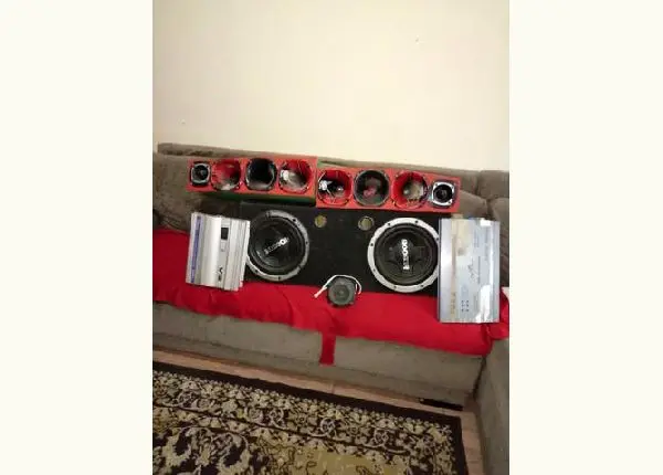 Som automotivo
