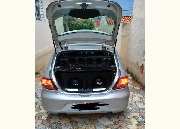 Som automotivo completo