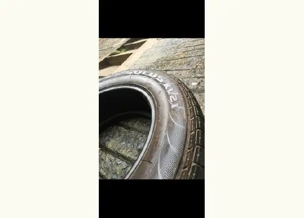 Pneus 225/65 r17