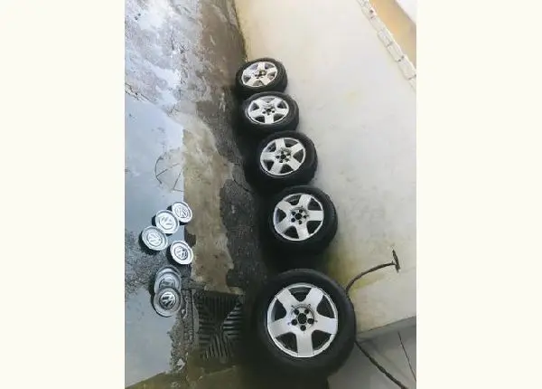 Vendo roda 15
