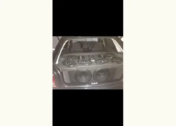 Som automotivo