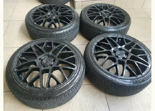 Rodas 205/40 R17