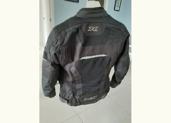 Jaqueta X11 Feminina Breeze Ventilada / 100% Impermeável