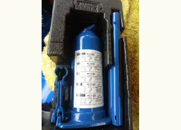 Vendo macaco hidráulico novo 3 toneladas
