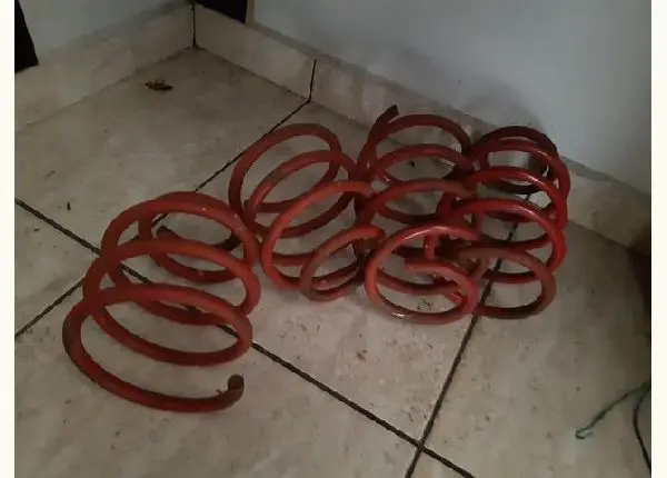 Vendo molas esportivas saveiro 2015