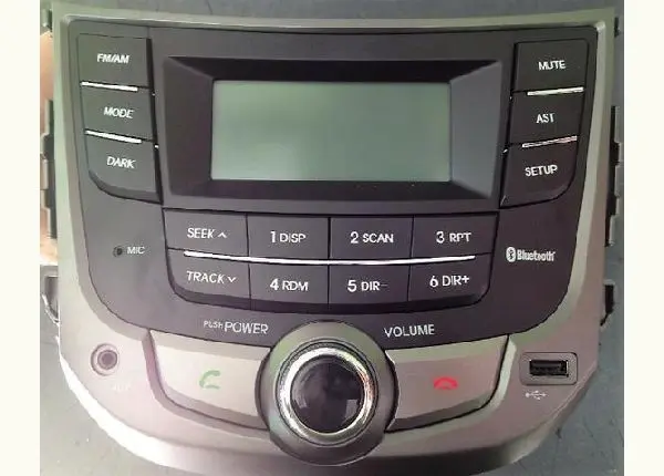 Rádio HB20 para retirada de peças