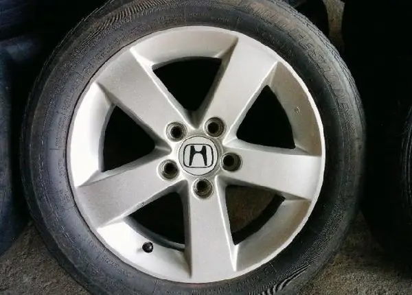 Pneus 215.55.16 Dunlop Aro 16