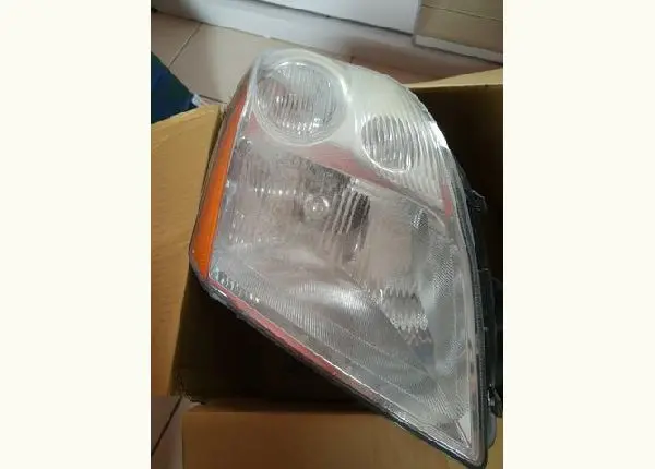 Farol de Nissan Sentra 2.0 2008 B16 LD Carona