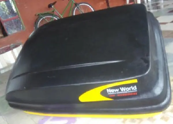 Vendo maleiro por 730