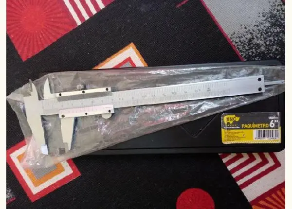 Paquimetro profissional 150mm