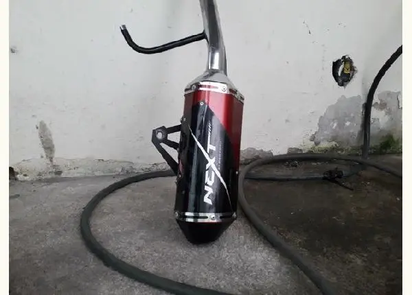 Vendo escape esportivo