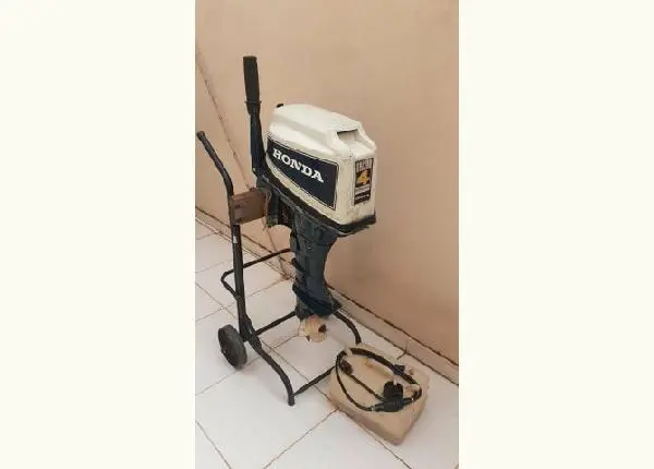 Vendo motor Honda 10 hp 4 tempo