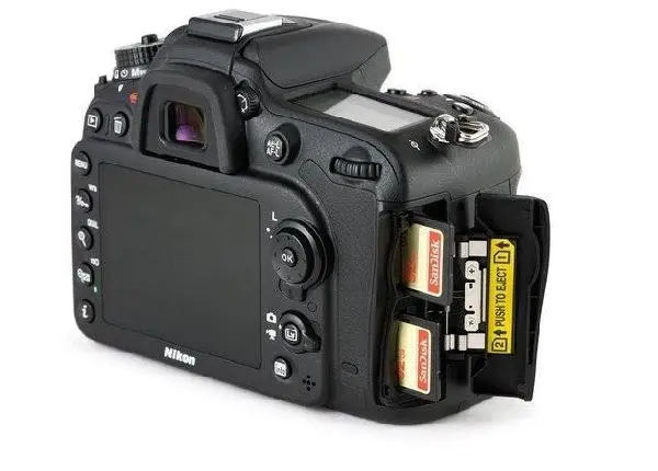 Nikon D7100, completa